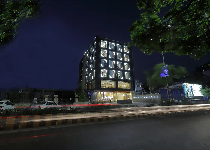 Hotel Silver Heights Ahmedabad